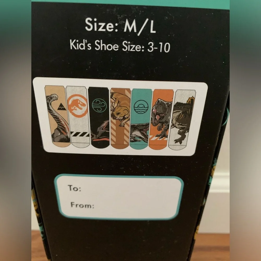 Jurassic World Rebirth 7 days of cozy kid’s socks